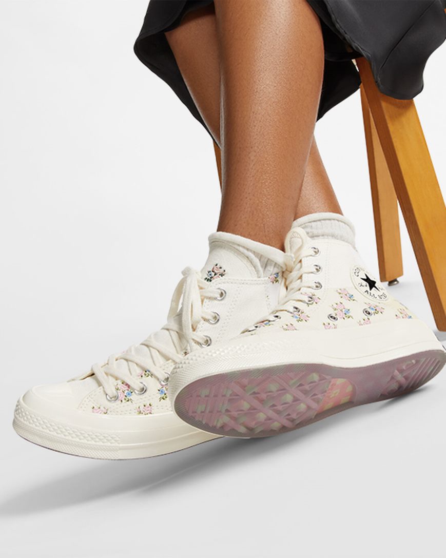 Women's Converse Chuck 70 Patchwork Floral High Top Shoes Beige / White | AU 659E3J